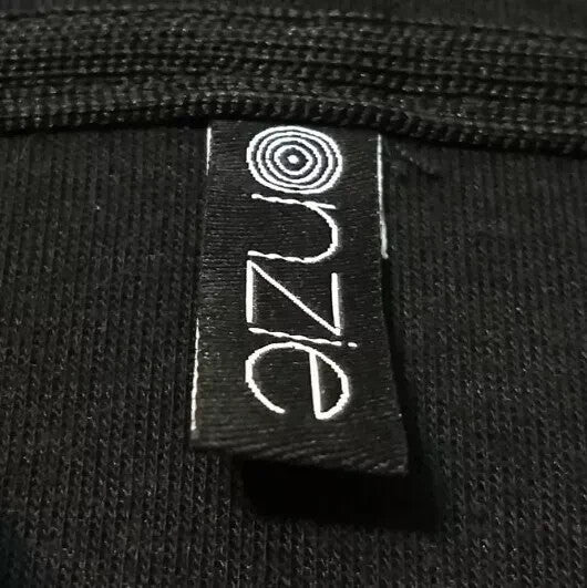 Ladies Onzie Black Sleeveless Hoodie Vest Size M/L