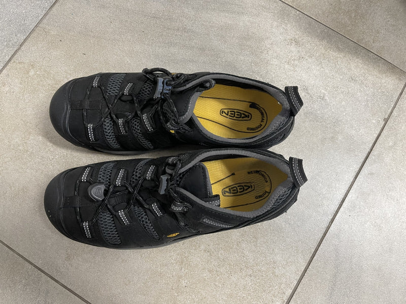 KEEN UTILITY Men’s Size 9.5 D Braddock Steel Toe Work Shoe USA